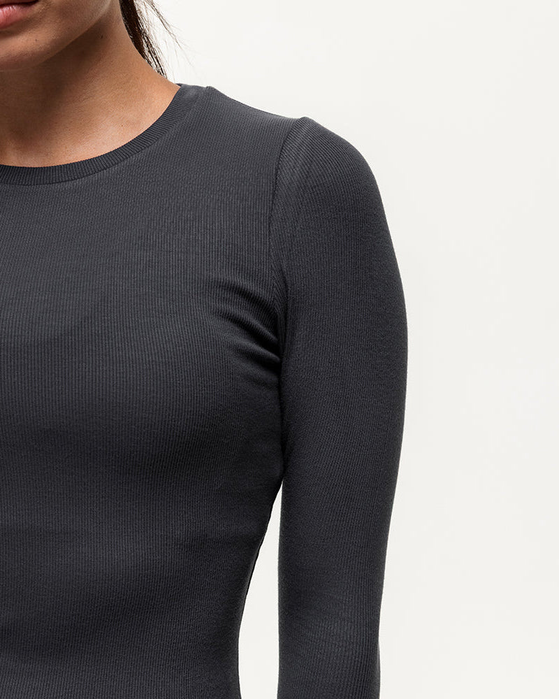 Long Sleeve Workout Tee - Washed Black