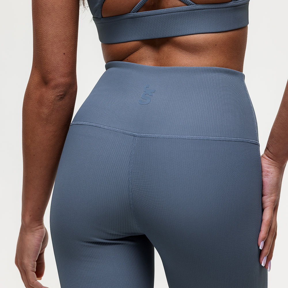 Maya Ribbed Flare Leggings - Graphite