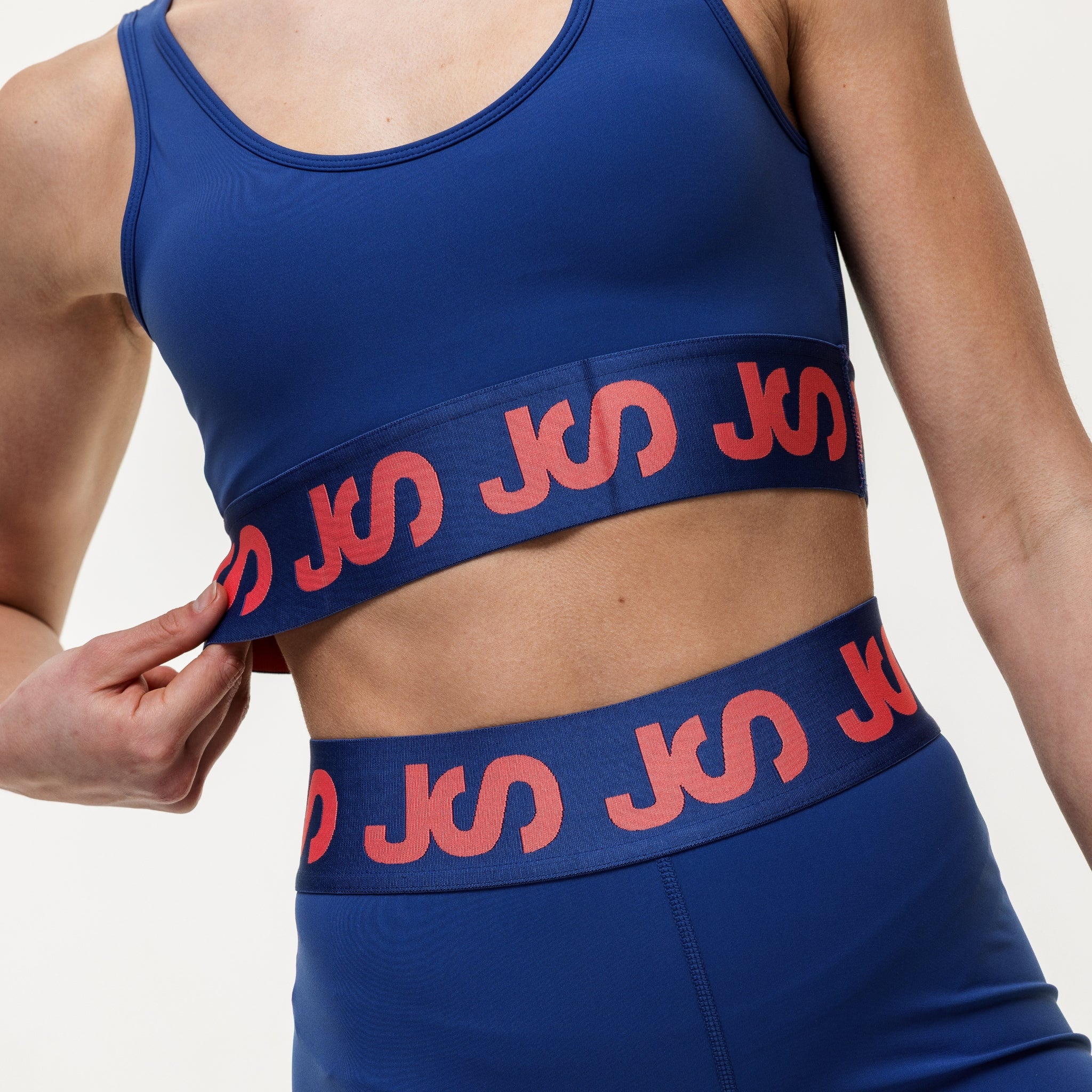 Airflow Medium Support Bra - Indigo/Coral