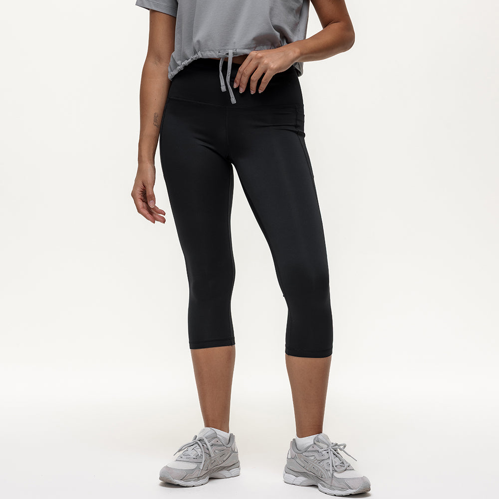 High Rise Capri Genesis Leggings - Black Onyx