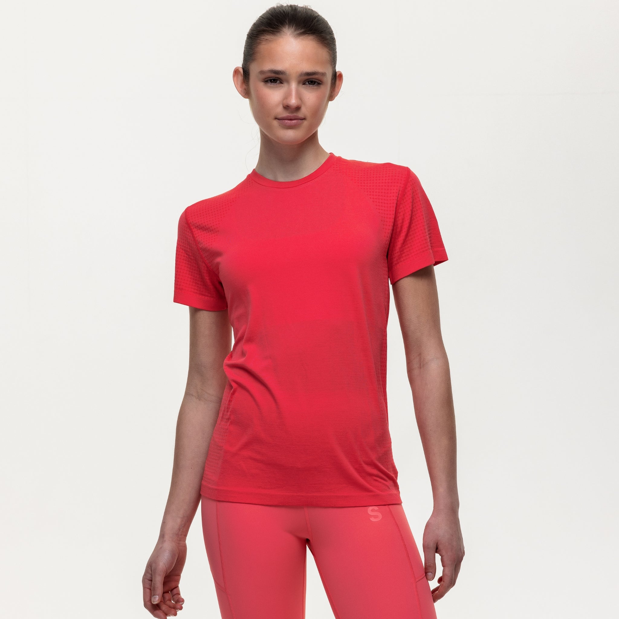 Seamless Performance Training Tee - Coral